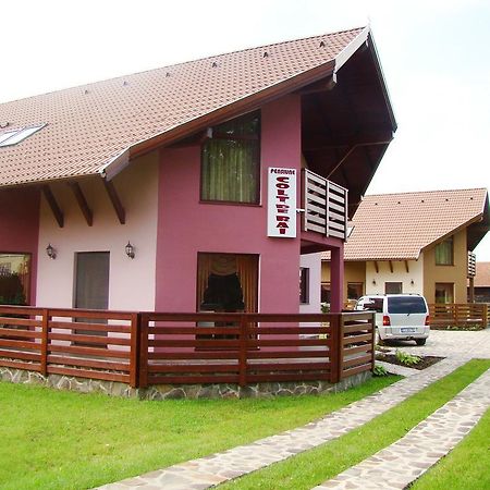 Colt De Rai Hotel โควาสนา ภายนอก รูปภาพ